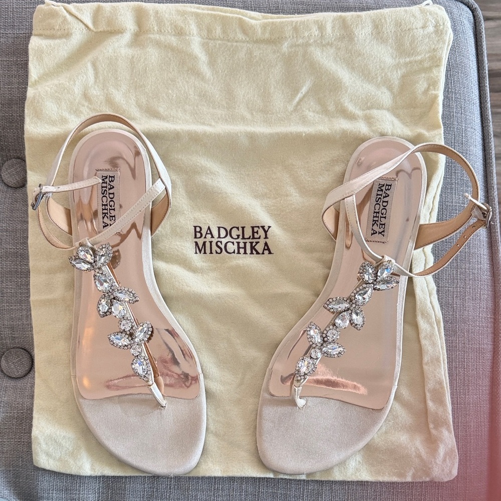 Badgley Mischka Sissi flat Sandals with Crystal Accents